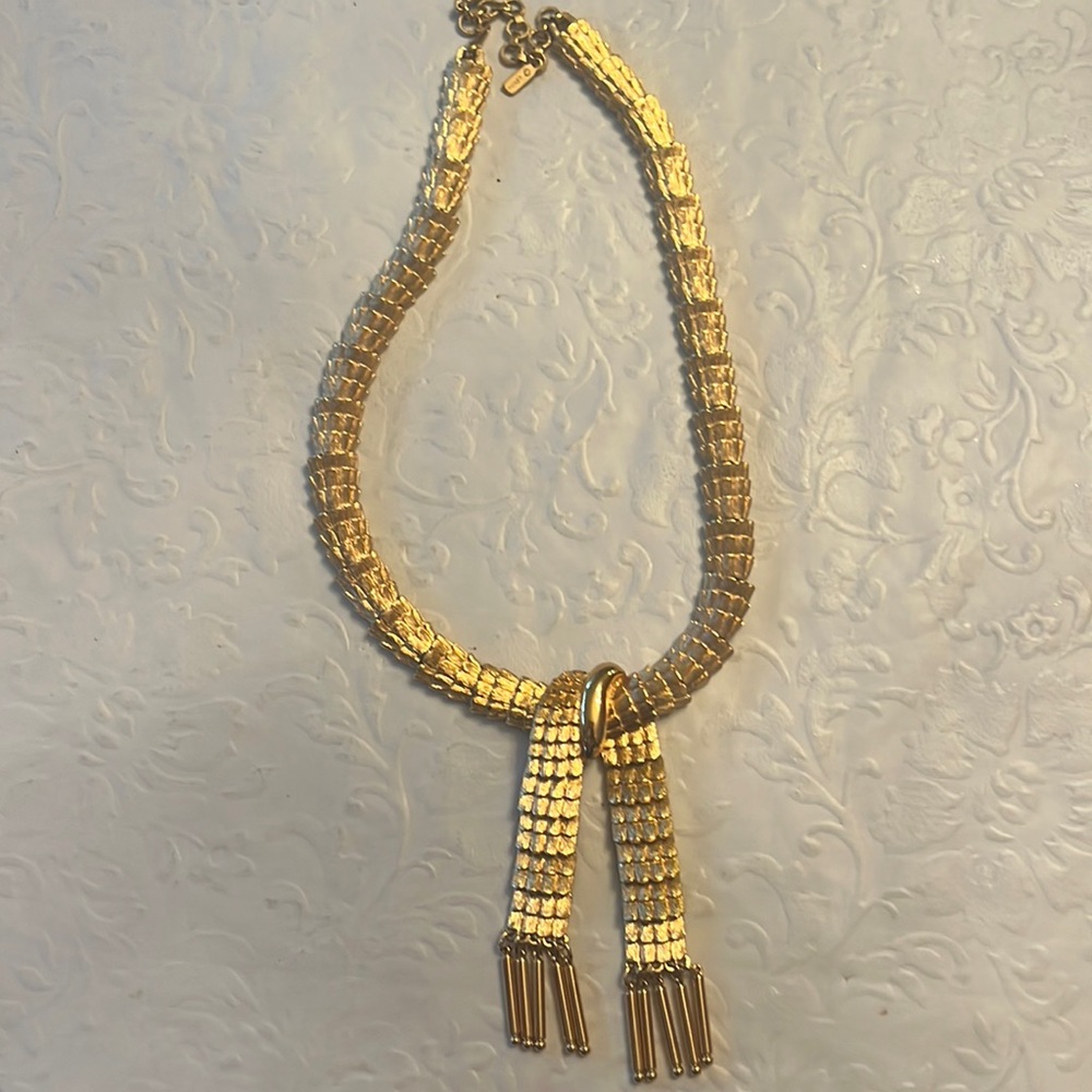 VTG RARE MONET Dragon Scale Link Tassel STATEMENT NECKLACE Articulated Gold 15"
